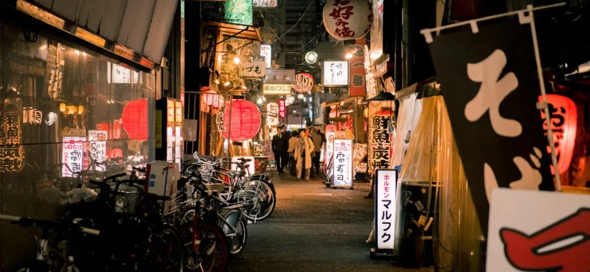 Escritura japonesa con hiragana, katakana y kanji